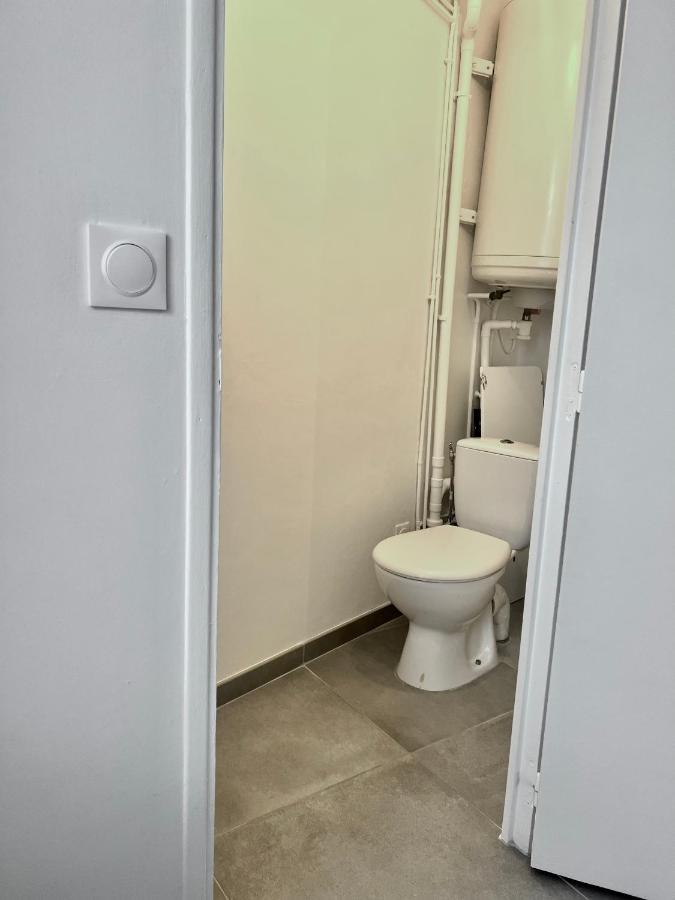 Villa 2 Chambres Proche D'Un Lac Ruelle-sur-Touvre Exterior foto